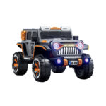 Four wheel drive off-road vehicle